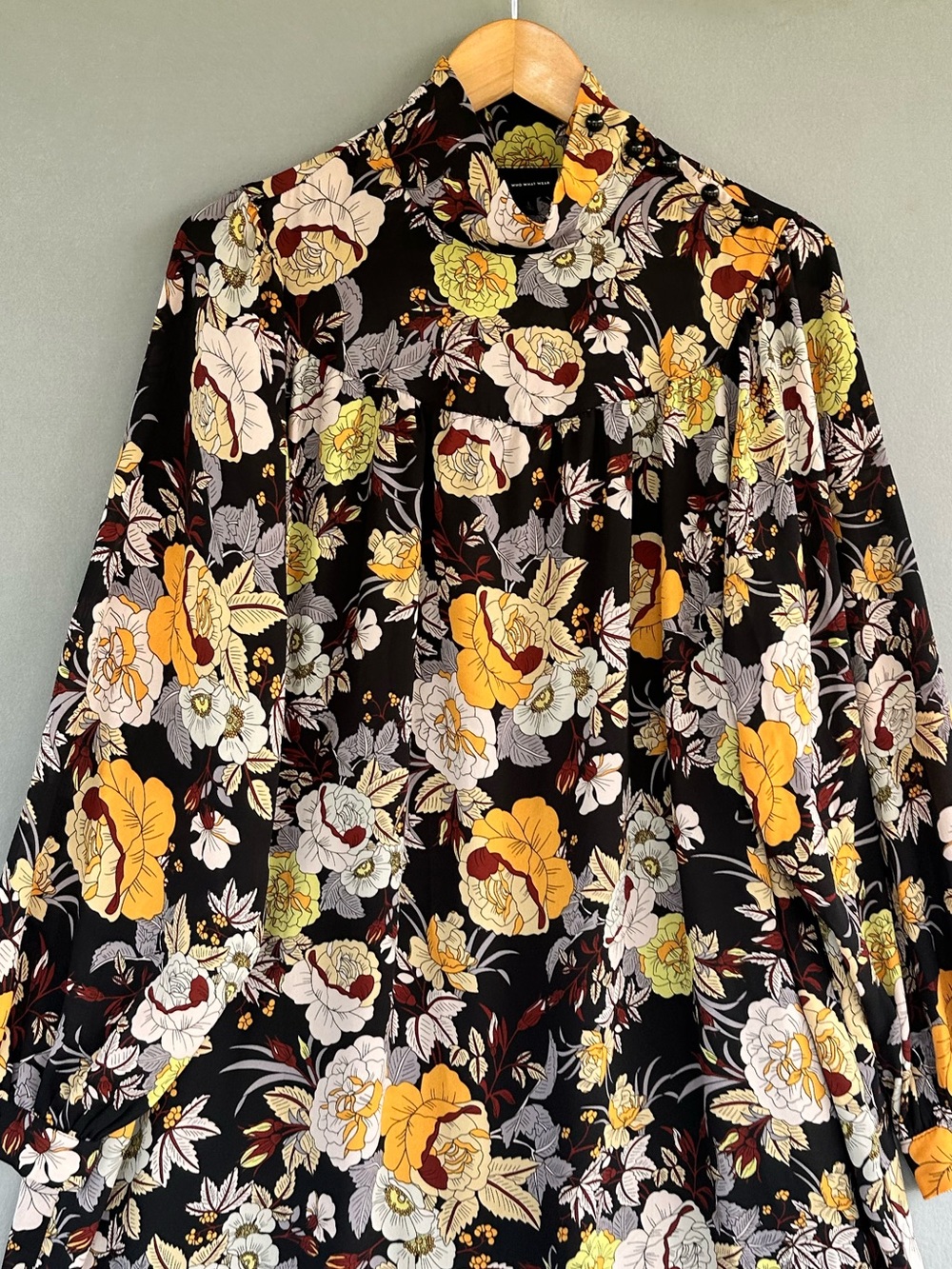 Who What Wear Black Floral Puff-Sleeve Mini Dress - Picture 3 of 9